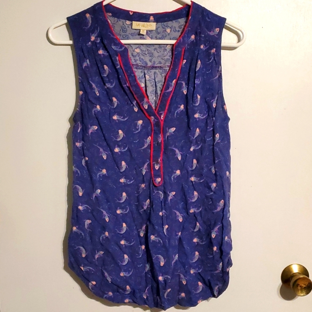 ModCloth women's M blue and pink koi fish design V-neck tank top